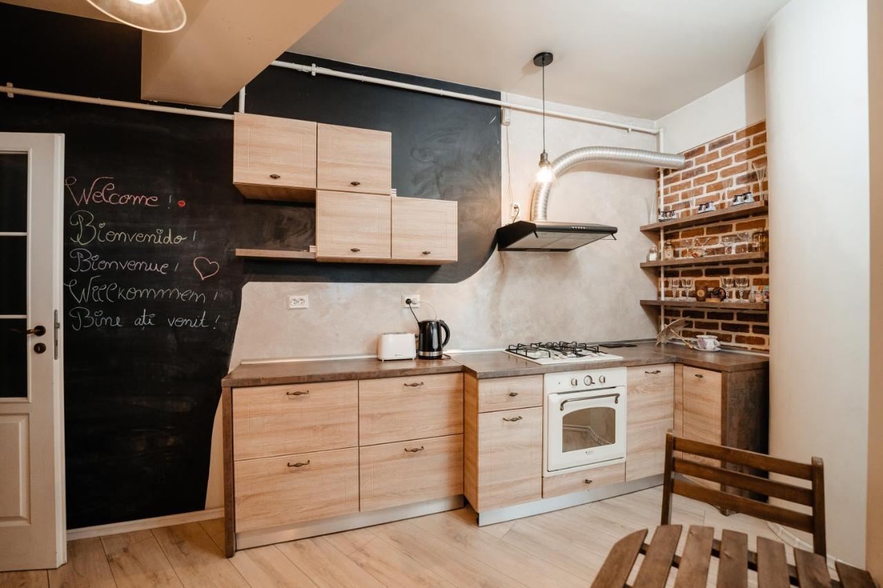 Апартаменти Bright And Cozy Design Apt With Office Клуж-Напока Екстер'єр фото